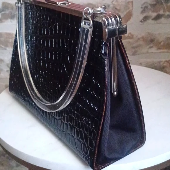 Tallula Tate - Picture 5 of 15